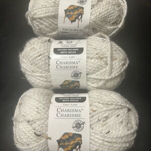 Charisma Yarn Skein 3oz/93 Yds Bulky 5 Acrylic White Tweed Color # J43 Lot of 3
